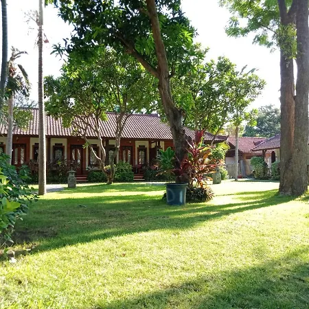 Reef Seen Divers\' Resort